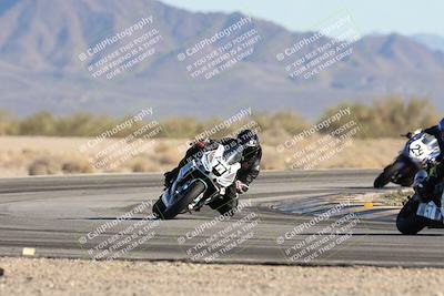 media/Dec-06-2025-CVMA (Sat) [[4a896cc04c]]/Race 8- Formula 40 MW and LW/